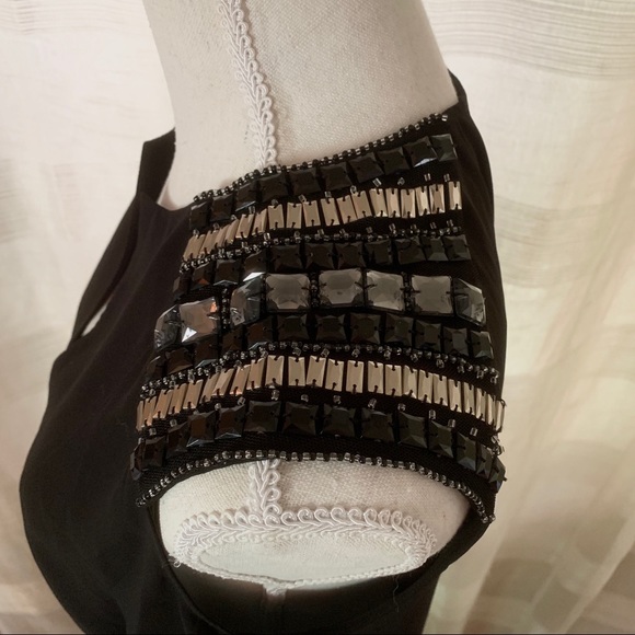 BCBGMaxAzria Black GISELE top w/ beaded shoulder - Picture 6 of 7